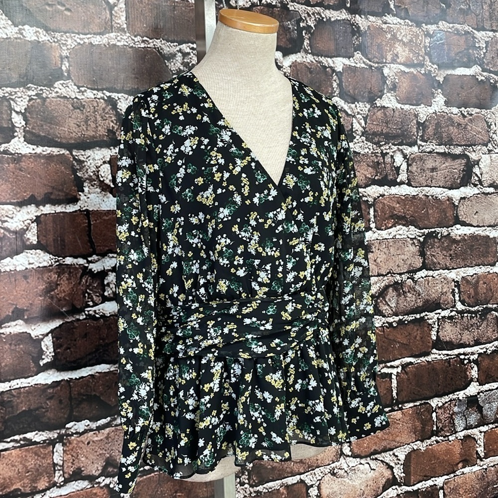 Vince Camuto Blouse Women's M Medium Black Floral Long Sleeve V-Neck Top Shirt - Picture 8 of 16